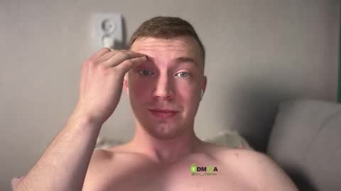 Snapshot of eva_iron chatting on February 18, 2026, 11:44 pm Eva and Iron online show from February 18, 2026, 11:44 pm