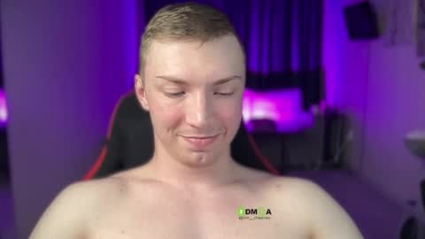 Snapshot of eva_iron chatting on February 22, 2026, 10:19 pm Eva and Iron online show from February 22, 2026, 10:19 pm