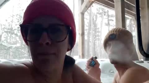 Eva  Jake online show from February 16, 2025, 1:49 pm