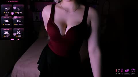 Snapshot of eva_lawrence chatting on February 12, 2026, 5:57 am Eva online show from February 12, 2026, 5:57 am