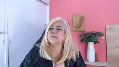 Snapshot of eva_love49 chatting on July 14, 2026, 6:13 pm eva_love49 online show from July 14, 2026, 6:13 pm