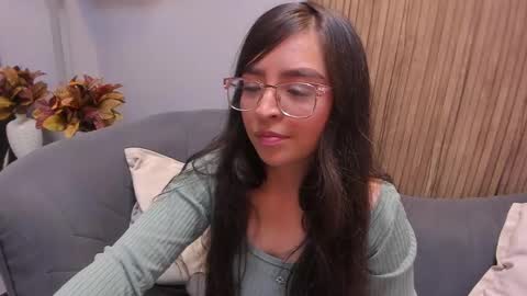 Angelinne online show from December 20, 2024, 6:29 am