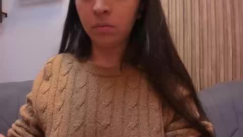 Angelinne online show from December 21, 2024, 3:25 am