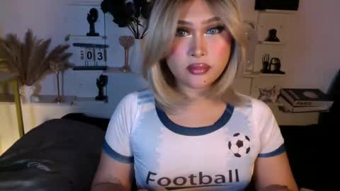 Queen Eva Mazikeen online show from May 3, 2026, 8:04 pm