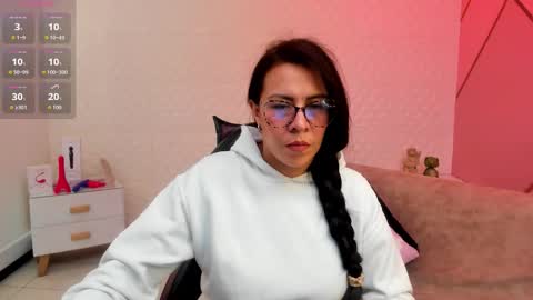 Eva  online show from March 15, 2026, 1:39 pm