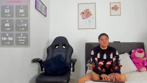 Eva y Mia online show from December 22, 2025, 11:07 am