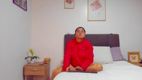 Snapshot of eva_mia_ chatting on July 5, 2026, 12:12 pm Eva y Mia online show from July 5, 2026, 12:12 pm