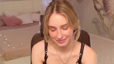 Snapshot of eva_mitchell chatting on July 19, 2026, 1:04 pm Eva online show from July 19, 2026, 1:04 pm