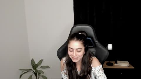 eva_monn online show from January 9, 2025, 2:43 am