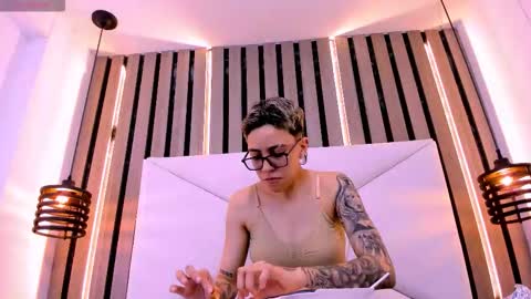 Eva cute online show from January 13, 2026, 7:30 pm