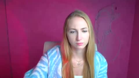 Snapshot of eva_oliviaa chatting on October 5, 2025, 5:11 pm Eva online show from October 5, 2025, 5:11 pm