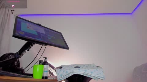 Eva online show from January 13, 2025, 4:39 am