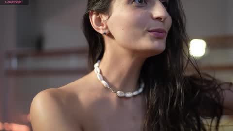 Snapshot of eva_ro chatting on March 9, 2025, 10:30 pm EVA  online show from March 9, 2025, 10:30 pm