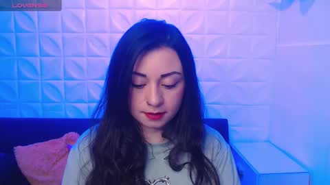 Eva online show from September 18, 2025, 2:41 pm