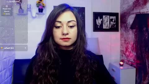 Eva online show from October 15, 2025, 2:39 pm