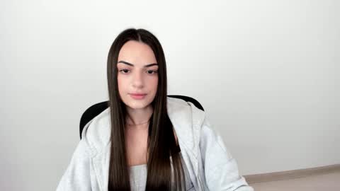 Eva online show from February 26, 2025, 1:41 pm