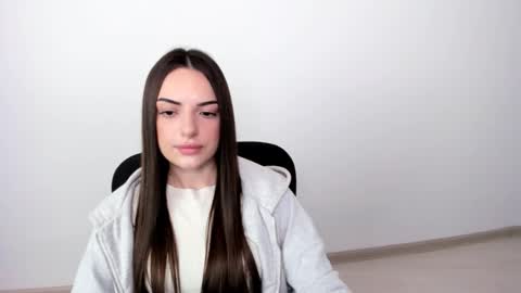 Eva online show from March 2, 2025, 2:10 pm