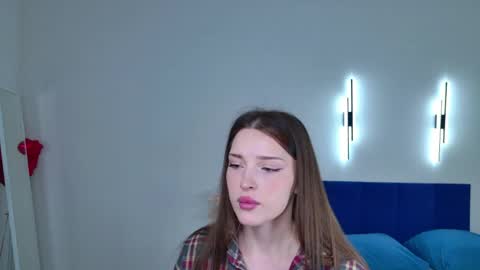 eva_sailor online show from May 10, 2026, 11:04 am