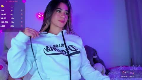 Snapshot of eva_shinee_ chatting on September 16, 2025, 11:00 am Eva Shinee online show from September 16, 2025, 11:00 am