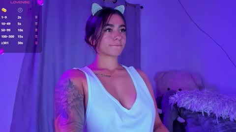 Snapshot of eva_shinee_ chatting on December 18, 2025, 10:49 pm Eva Shinee online show from December 18, 2025, 10:49 pm