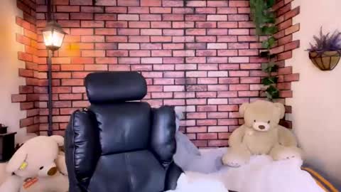 Eva online show from February 2, 2026, 2:32 am