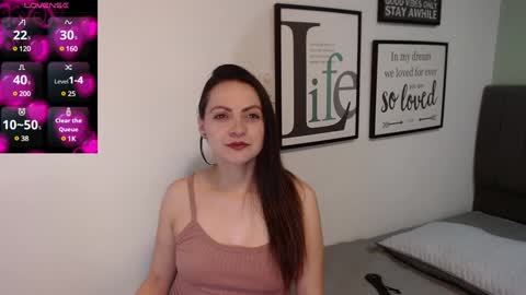 Eva online show from December 11, 2024, 8:07 pm