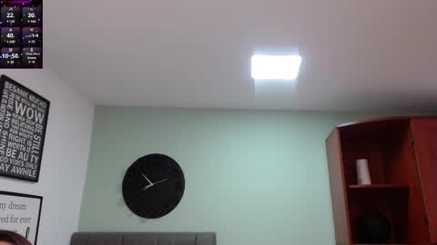 Eva online show from February 11, 2025, 12:48 pm