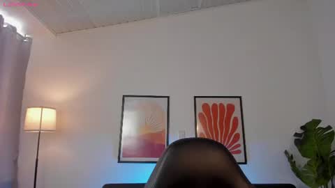 Snapshot of evaa_mills chatting on June 20, 2026, 8:11 pm Eva online show from June 20, 2026, 8:11 pm