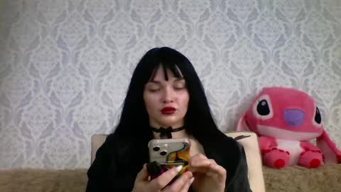 evadelicious_ online show from June 30, 2026, 8:26 am