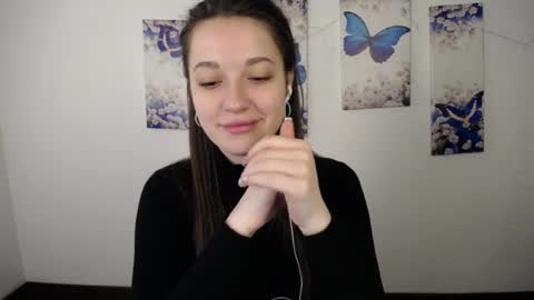 Snapshot of evaeldis chatting on April 20, 2026, 11:02 am Eva online show from April 20, 2026, 11:02 am