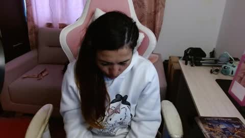 Eva online show from September 29, 2025, 9:41 pm