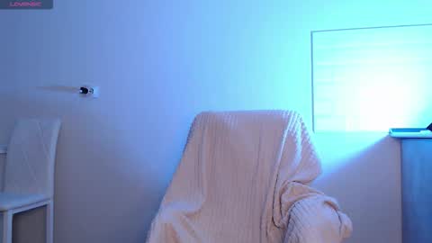 Eva online show from November 10, 2025, 4:00 am