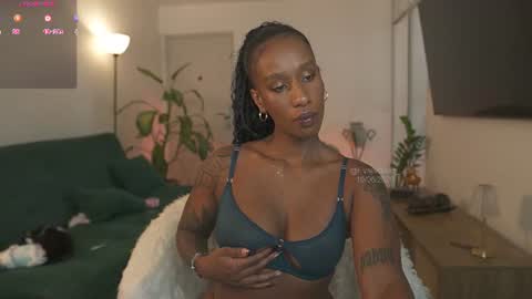 Snapshot of evajacksss_ chatting on June 10, 2026, 7:13 pm evajacksss_ online show from June 10, 2026, 7:13 pm