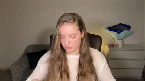 Eva online show from April 13, 2026, 5:18 pm