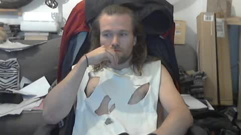 Han online show from March 23, 2026, 5:17 pm