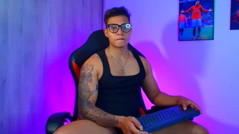 Snapshot of evan_greey chatting on October 9, 2025, 3:59 am EVAN GREY online show from October 9, 2025, 3:59 am