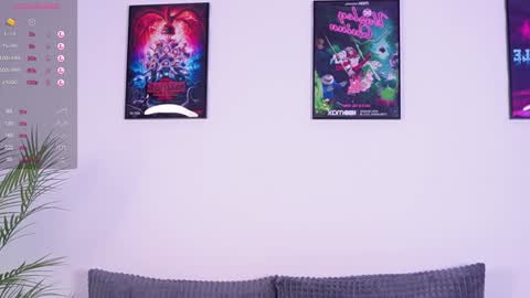 Snapshot of evan_white_ chatting on December 12, 2024, 12:44 pm evan_white_ online show from December 12, 2024, 12:44 pm