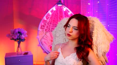 Eva  online show from February 13, 2026, 12:45 pm