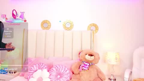 evangelin_ts online show from February 11, 2026, 4:06 am