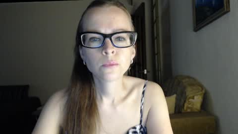YourMistress online show from May 26, 2026, 9:27 am