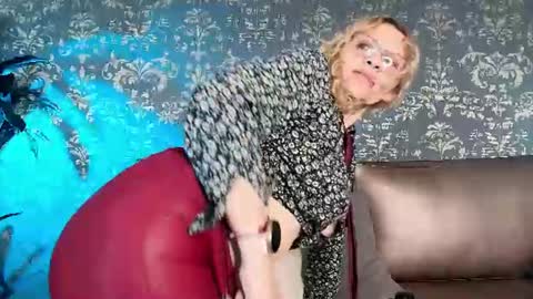 Call me Evangeline   online show from June 13, 2026, 8:51 pm