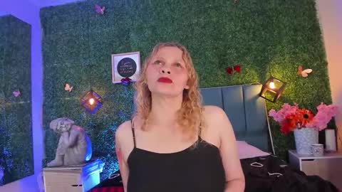  Evangelyne  online show from February 23, 2026, 7:22 pm