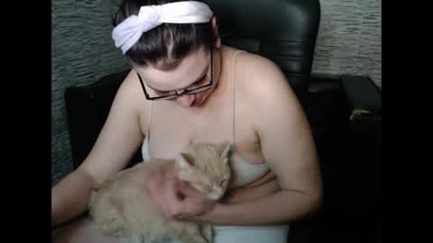 Snapshot of evanymphos chatting on January 21, 2025, 8:43 pm Eva online show from January 21, 2025, 8:43 pm