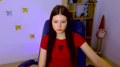 EvaOnyx online show from February 18, 2026, 11:17 am