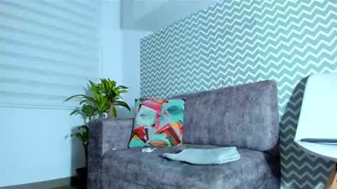 evapalmer_1 online show from July 25, 2026, 8:12 am