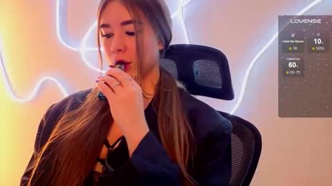 evapuff online show from November 14, 2025, 10:25 am