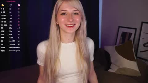 Eva online show from September 26, 2025, 7:34 am