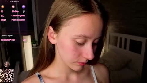 Snapshot of evas_soul chatting on October 20, 2025, 7:14 pm Eva online show from October 20, 2025, 7:14 pm