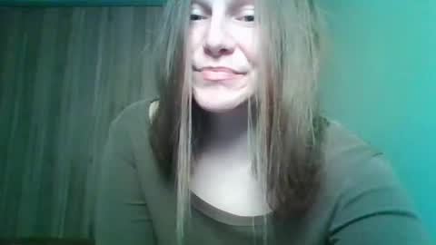 evasapples2026 online show from May 12, 2026, 7:22 pm