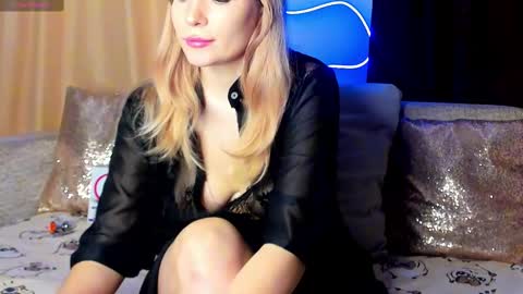 Snapshot of evasunshine18 chatting on February 24, 2025, 9:00 am Eva online show from February 24, 2025, 9:00 am